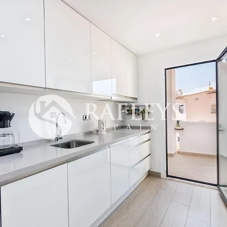 Apartment Cabopino Marina 2