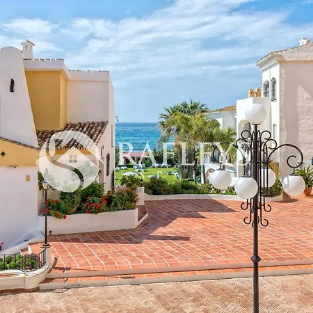Cabopino Marina 2 *